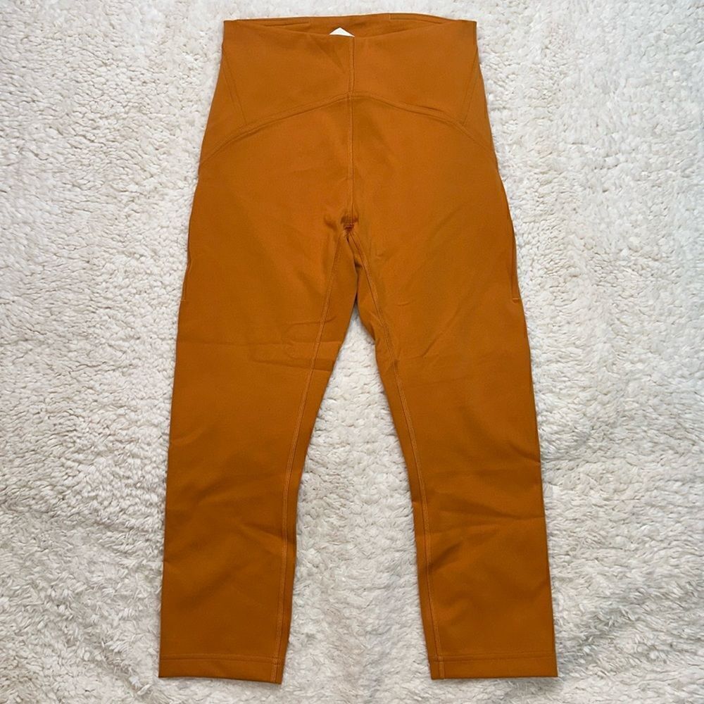 Lululemon Size 6 Instill Butternut Brown HR Tight 21”